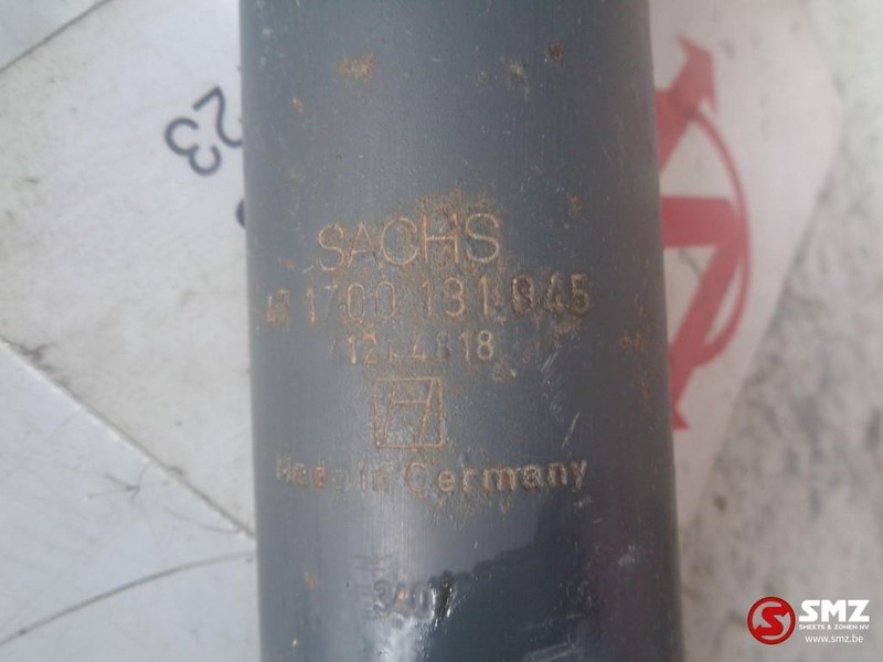 Iveco Occ schokdemper 47 1700 131 045 - Amortiguadores para Camión: foto 2 Iveco Occ schokdemper 47 1700 131 045 - Amortiguadores para Camión: foto 2