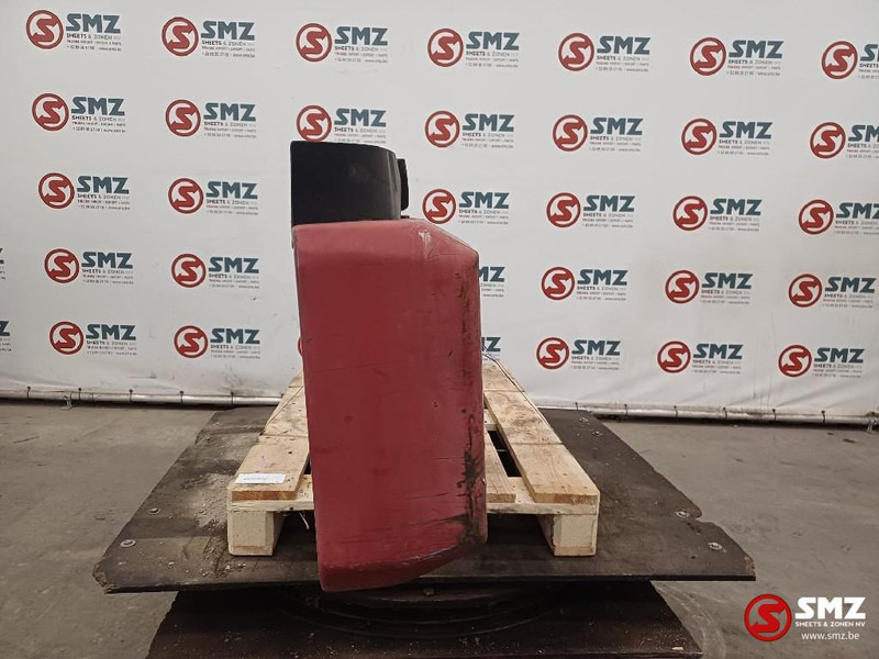 Iveco Occ voorbumper + koplampen Iveco - Parachoques para Camión: foto 2 Iveco Occ voorbumper + koplampen Iveco - Parachoques para Camión: foto 2