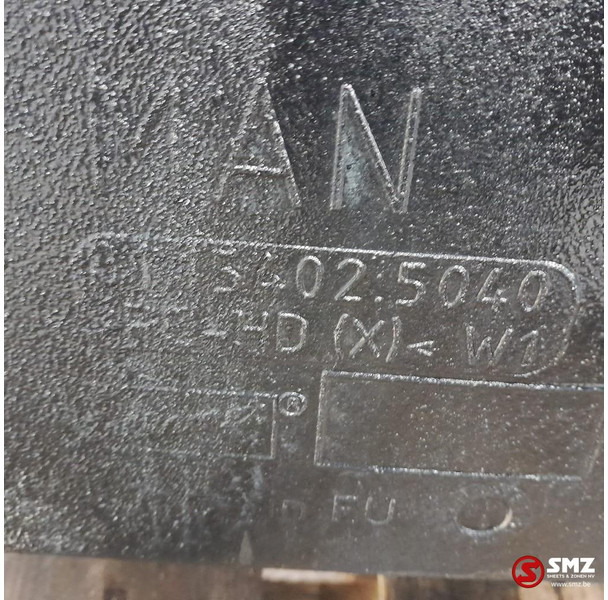 MAN Occ AdBluetank 35L + AdBlueniveausensor MAN - Procesamiento de combustible para Camión: foto 5 MAN Occ AdBluetank 35L + AdBlueniveausensor MAN - Procesamiento de combustible para Camión: foto 5