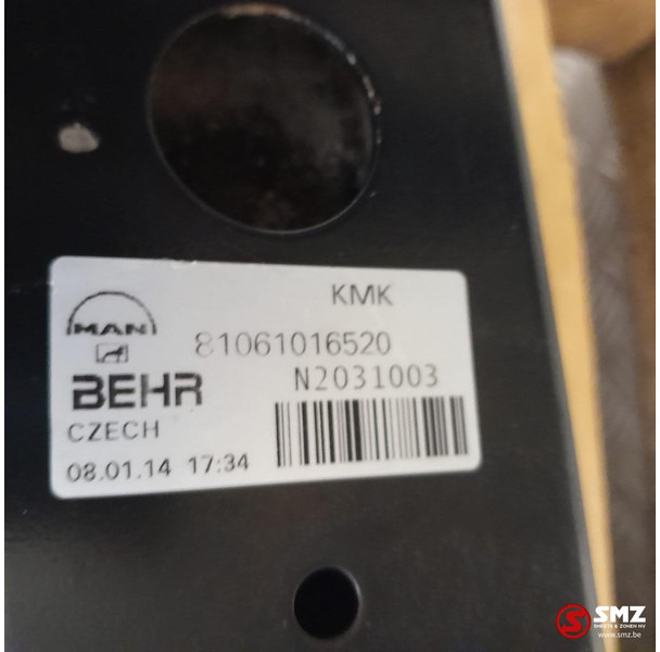 MAN Occ radiator MAN - Radiador para Camión: foto 4 MAN Occ radiator MAN - Radiador para Camión: foto 4