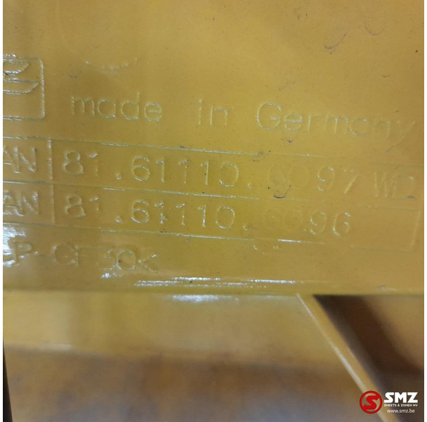 MAN Occ radiatorgrille MAN - Parrilla para Camión: foto 3 MAN Occ radiatorgrille MAN - Parrilla para Camión: foto 3