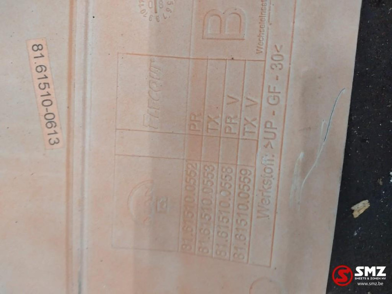 MAN Occ spatbordverlenging links MAN - Carrocería y exterior para Camión: foto 3 MAN Occ spatbordverlenging links MAN - Carrocería y exterior para Camión: foto 3