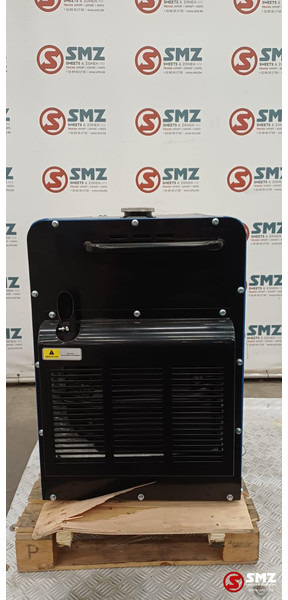 Hyundai Occ stroomgroep HDG6500T Hyundai 6.5kva - Maquinaria de construcción: foto 4 Hyundai Occ stroomgroep HDG6500T Hyundai 6.5kva - Maquinaria de construcción: foto 4