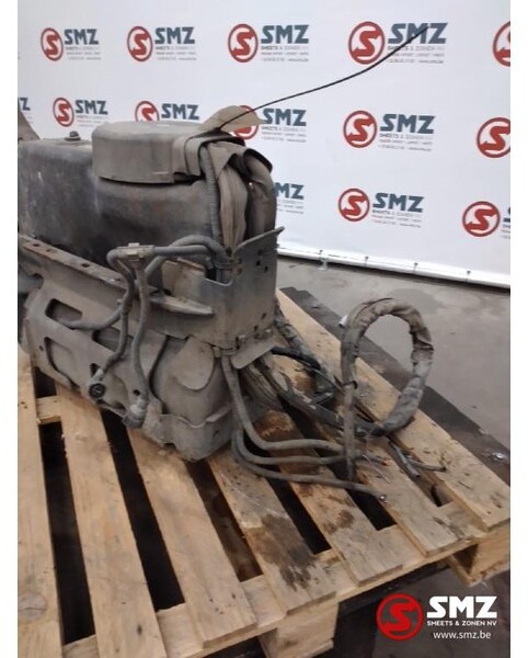 Mercedes-Benz Occ AdBlue tank Mercedes Atego 1218 A9704700815 - Procesamiento de combustible para Camión: foto 3 Mercedes-Benz Occ AdBlue tank Mercedes Atego 1218 A9704700815 - Procesamiento de combustible para Camión: foto 3