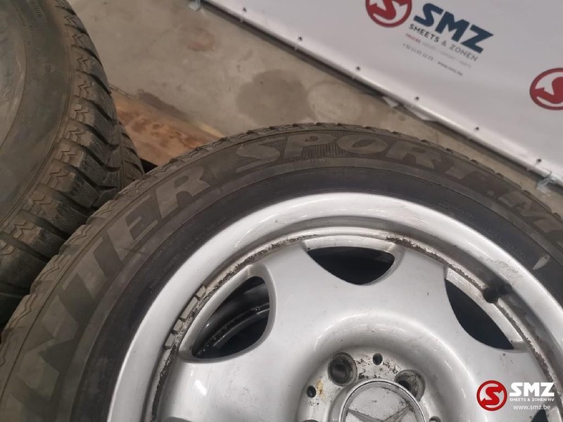Mercedes-Benz Occ Band Dunlop M+S met velg 225/55R16 95H - Neumático para Camión: foto 2 Mercedes-Benz Occ Band Dunlop M+S met velg 225/55R16 95H - Neumático para Camión: foto 2