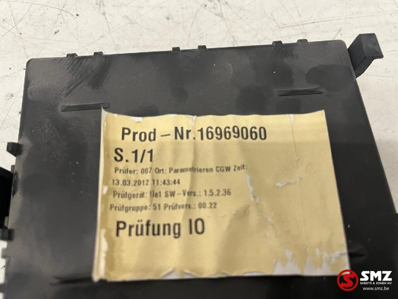 Mercedes-Benz Occ ECU ZGS regeleenheid Mercedes - Unidad de control para Camión: foto 2 Mercedes-Benz Occ ECU ZGS regeleenheid Mercedes - Unidad de control para Camión: foto 2