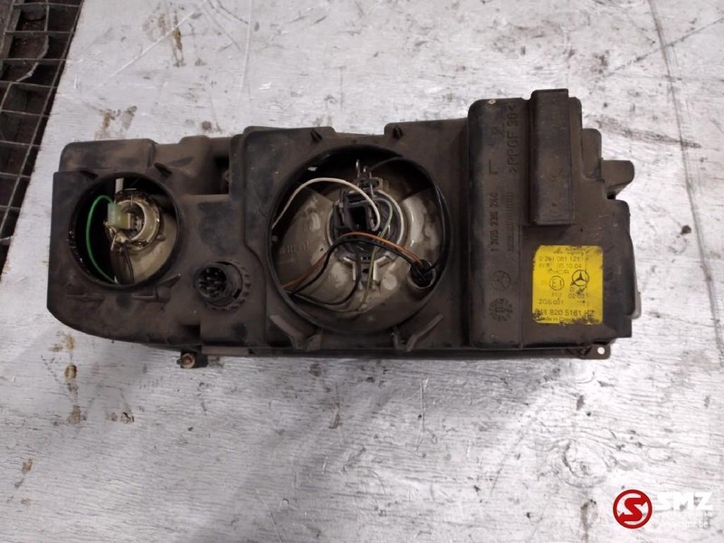 Mercedes-Benz Occ Koplamp links met steun Mercedes Actros MP1 - Faro delantero para Camión: foto 3 Mercedes-Benz Occ Koplamp links met steun Mercedes Actros MP1 - Faro delantero para Camión: foto 3