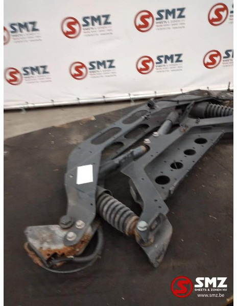 Mercedes-Benz Occ cabineophanging met slot Mercedes - Suspensión de cabina para Camión: foto 3 Mercedes-Benz Occ cabineophanging met slot Mercedes - Suspensión de cabina para Camión: foto 3