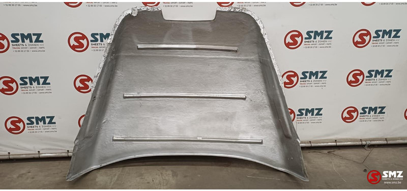 Mercedes-Benz Occ cabinespoiler Mercedes SK - Aerodinámica/ Spoiler para Camión: foto 2 Mercedes-Benz Occ cabinespoiler Mercedes SK - Aerodinámica/ Spoiler para Camión: foto 2