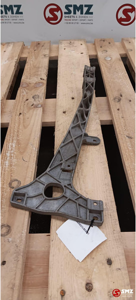 Mercedes-Benz Occ koplampsteunbeugel links Mercedes - Faro delantero para Camión: foto 1 Mercedes-Benz Occ koplampsteunbeugel links Mercedes - Faro delantero para Camión: foto 1