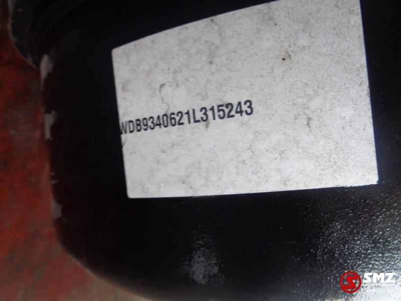 Mercedes-Benz Occ luchtfilterhuis mercedes actros mp2 - Sistema de admisión de aire para Camión: foto 3 Mercedes-Benz Occ luchtfilterhuis mercedes actros mp2 - Sistema de admisión de aire para Camión: foto 3