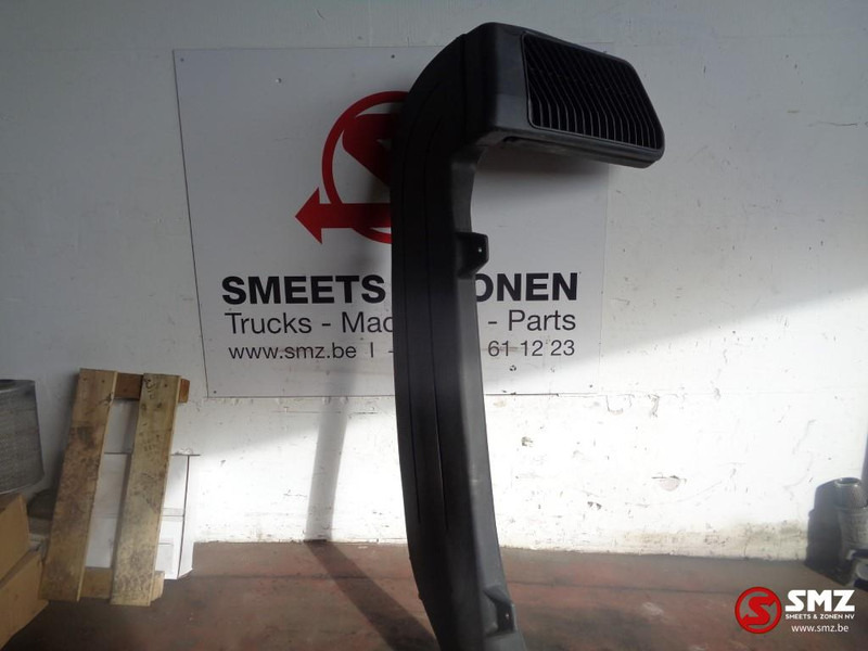 Mercedes-Benz Occ luchtinlaat mercedes - Sistema de admisión de aire para Camión: foto 1 Mercedes-Benz Occ luchtinlaat mercedes - Sistema de admisión de aire para Camión: foto 1