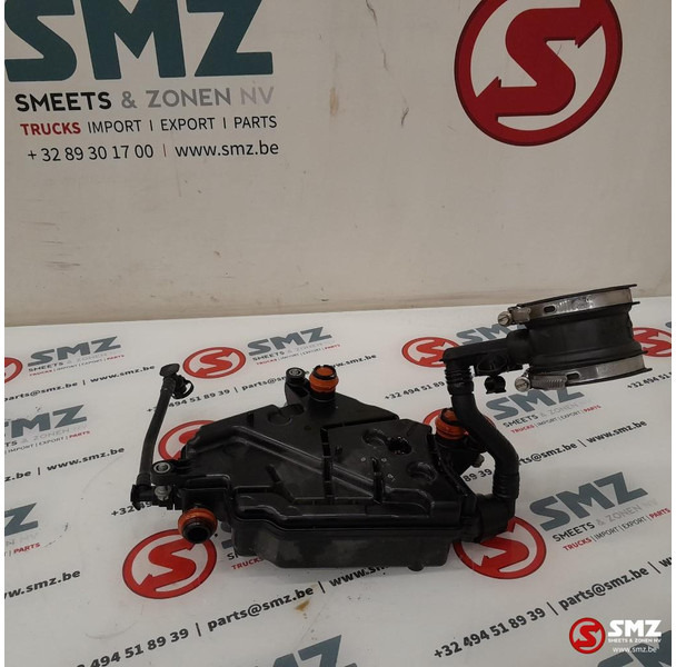 Mercedes-Benz Occ olieafscheider rechts AMG C63S Mercedes - Motor y piezas para Coche: foto 1 Mercedes-Benz Occ olieafscheider rechts AMG C63S Mercedes - Motor y piezas para Coche: foto 1