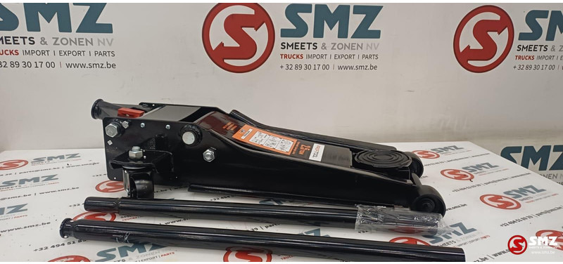 Diversen Rol krik 2500kg min maat 75mm max 525 mm - Piezas de recambio para Camión: foto 1 Diversen Rol krik 2500kg min maat 75mm max 525 mm - Piezas de recambio para Camión: foto 1