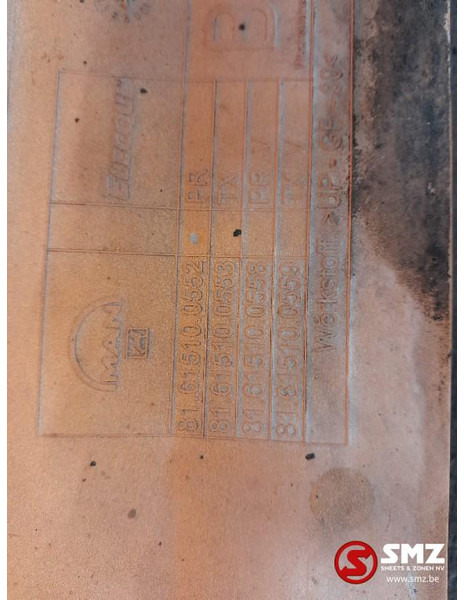 MAN Occ spatbordverlenging links MAN - Piezas de recambio para Camión: foto 3 MAN Occ spatbordverlenging links MAN - Piezas de recambio para Camión: foto 3