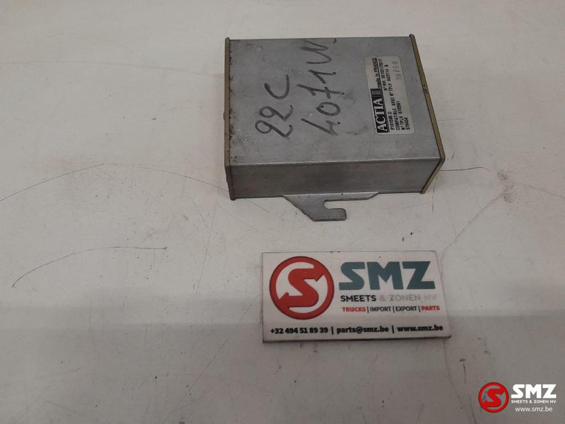 Renault Occ ECU ACTIA snelheidsbegrenzer regeleenheid Rena - Unidad de control para Camión: foto 4 Renault Occ ECU ACTIA snelheidsbegrenzer regeleenheid Rena - Unidad de control para Camión: foto 4