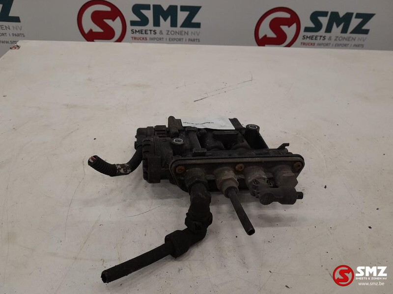Renault Occ ophangingsregelklep Renault T 21083657 - Unidad de control para Camión: foto 3 Renault Occ ophangingsregelklep Renault T 21083657 - Unidad de control para Camión: foto 3