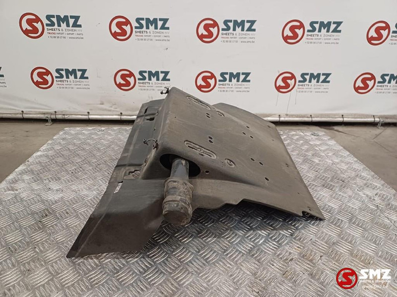 Renault Occ spatbord rechts Renault - Carrocería y exterior para Camión: foto 3 Renault Occ spatbord rechts Renault - Carrocería y exterior para Camión: foto 3