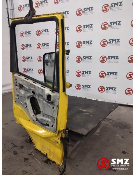 Scania Occ deur links Scania - Puerta y piezas para Camión: foto 3 Scania Occ deur links Scania - Puerta y piezas para Camión: foto 3