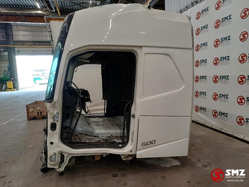 Volvo Occ Cabine Volvo FH4 met schade - Cabina e interior para Camión: foto 4 Volvo Occ Cabine Volvo FH4 met schade - Cabina e interior para Camión: foto 4