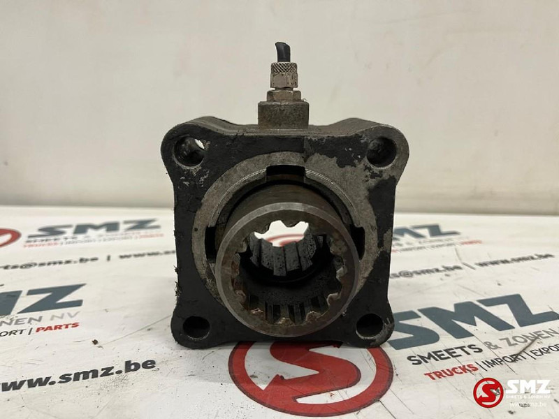 Volvo Occ Hydraulische pomp met PTO Volvo - Bomba hidráulica para Camión: foto 1 Volvo Occ Hydraulische pomp met PTO Volvo - Bomba hidráulica para Camión: foto 1