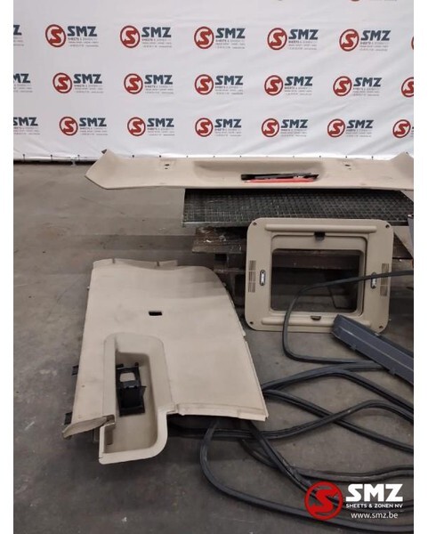 Volvo Occ Interieurdelen Volvo FH4 L2H1 - Cabina e interior para Camión: foto 5 Volvo Occ Interieurdelen Volvo FH4 L2H1 - Cabina e interior para Camión: foto 5