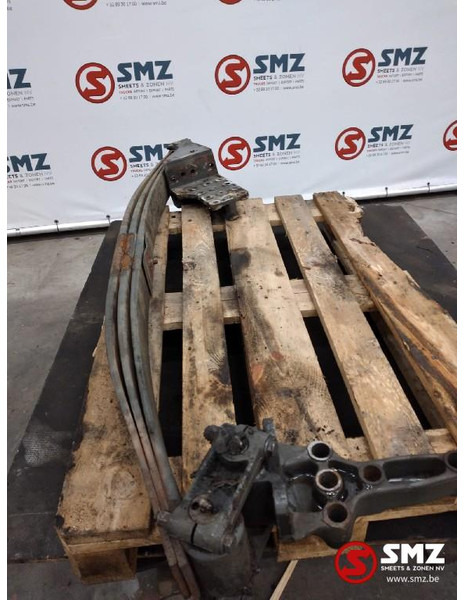 Volvo Occ bladveer vooraan Volvo FM 257868 - Suspensión de cabina para Camión: foto 1 Volvo Occ bladveer vooraan Volvo FM 257868 - Suspensión de cabina para Camión: foto 1