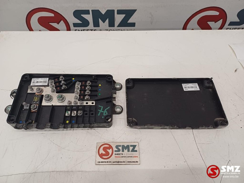 Volvo Occ zekeringskast Volvo - Sistema eléctrico para Camión: foto 1 Volvo Occ zekeringskast Volvo - Sistema eléctrico para Camión: foto 1