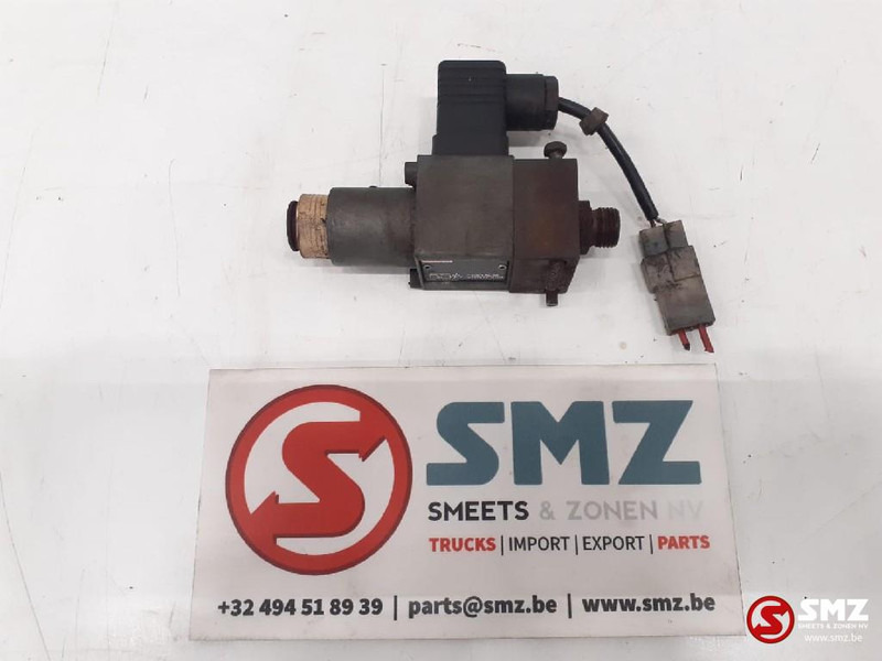 Zettelmeyer Occ drukschakelaar Zettelmeyer - Sistema eléctrico para Camión: foto 1 Zettelmeyer Occ drukschakelaar Zettelmeyer - Sistema eléctrico para Camión: foto 1