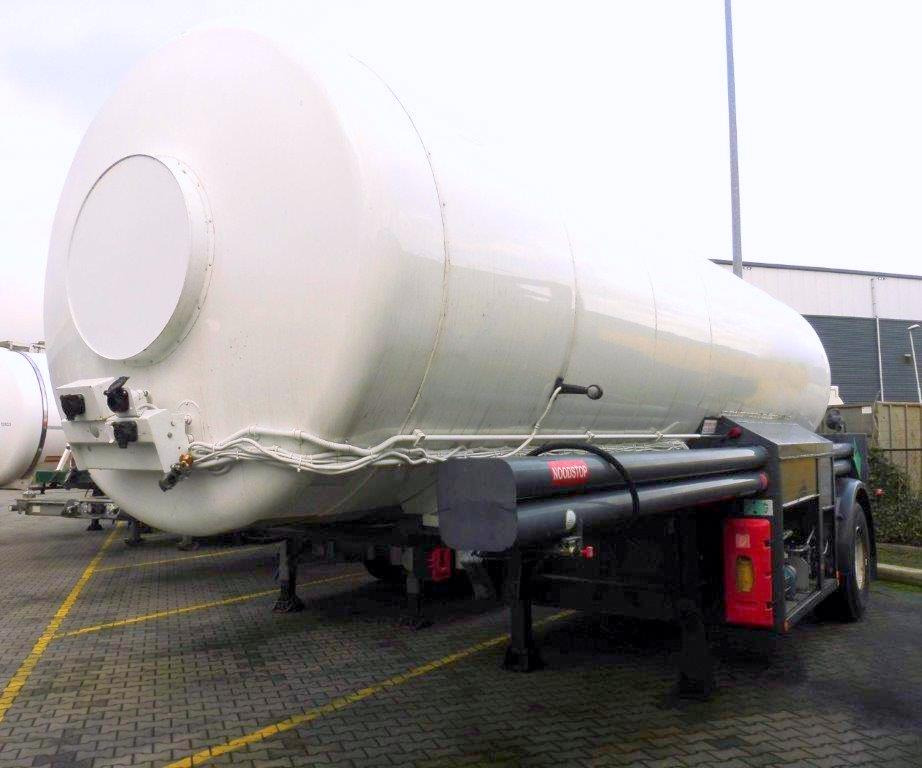 BURG Gas tank semi-trailer used for CO2 Carbon dioxide - Semirremolque cisterna: foto 1 BURG Gas tank semi-trailer used for CO2 Carbon dioxide - Semirremolque cisterna: foto 1