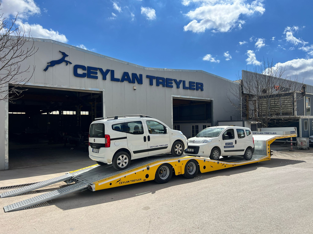 CEYLAN 2 AXLE TRUCK CARRIER - Semirremolque: foto 2 CEYLAN 2 AXLE TRUCK CARRIER - Semirremolque: foto 2