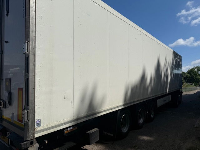 Krone Laadklep Liftas - Semirremolque frigorífico: foto 3 Krone Laadklep Liftas - Semirremolque frigorífico: foto 3