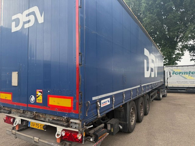 Schmitz Cargobull Laadklep - Semirremolque lona: foto 4 Schmitz Cargobull Laadklep - Semirremolque lona: foto 4