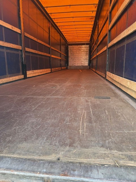 Schmitz Cargobull Laadklep - Semirremolque lona: foto 5 Schmitz Cargobull Laadklep - Semirremolque lona: foto 5