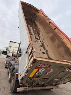 Schmitz Cargobull Stalen kipper 24 cub - Semirremolque volquete: foto 2 Schmitz Cargobull Stalen kipper 24 cub - Semirremolque volquete: foto 2