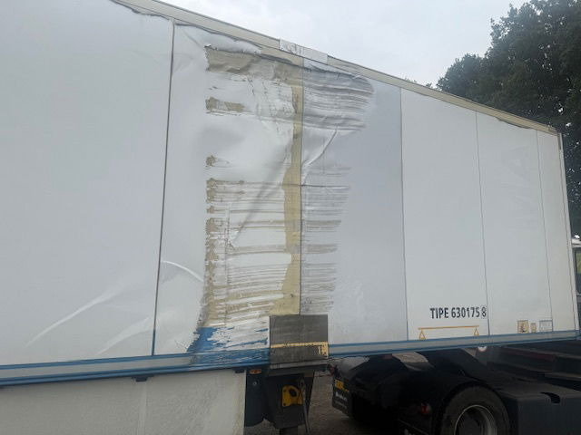 Schmitz Cargobull Vleeshanger Schade - Semirremolque frigorífico: foto 5 Schmitz Cargobull Vleeshanger Schade - Semirremolque frigorífico: foto 5