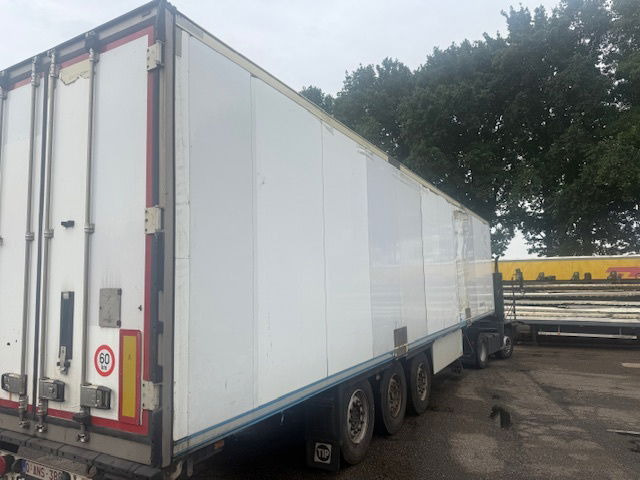 Schmitz Cargobull Vleeshanger Schade - Semirremolque frigorífico: foto 4 Schmitz Cargobull Vleeshanger Schade - Semirremolque frigorífico: foto 4