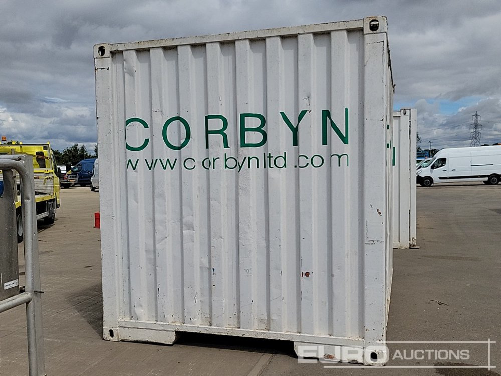 10' x 8' Storage Container (Cannot Be Reconsigned) - Contenedor marítimo: foto 4 10' x 8' Storage Container (Cannot Be Reconsigned) - Contenedor marítimo: foto 4