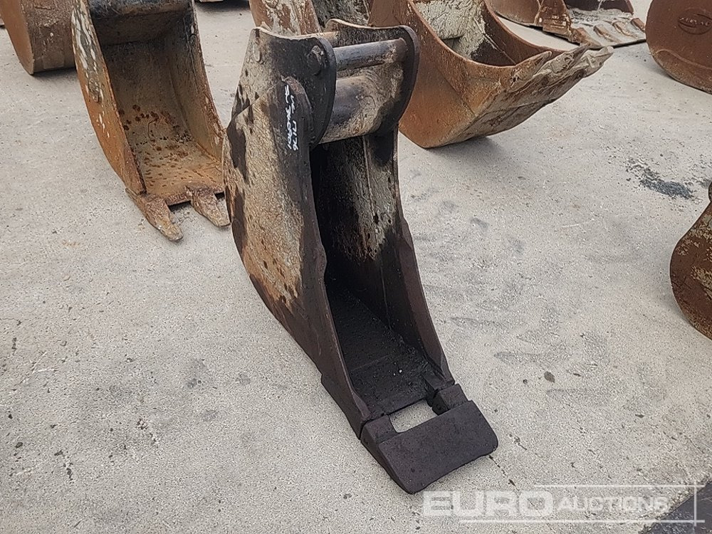 12" Digging Bucket 50mm Pin to suit 6-8 Ton Excavator - Cazo: foto 1 12" Digging Bucket 50mm Pin to suit 6-8 Ton Excavator - Cazo: foto 1