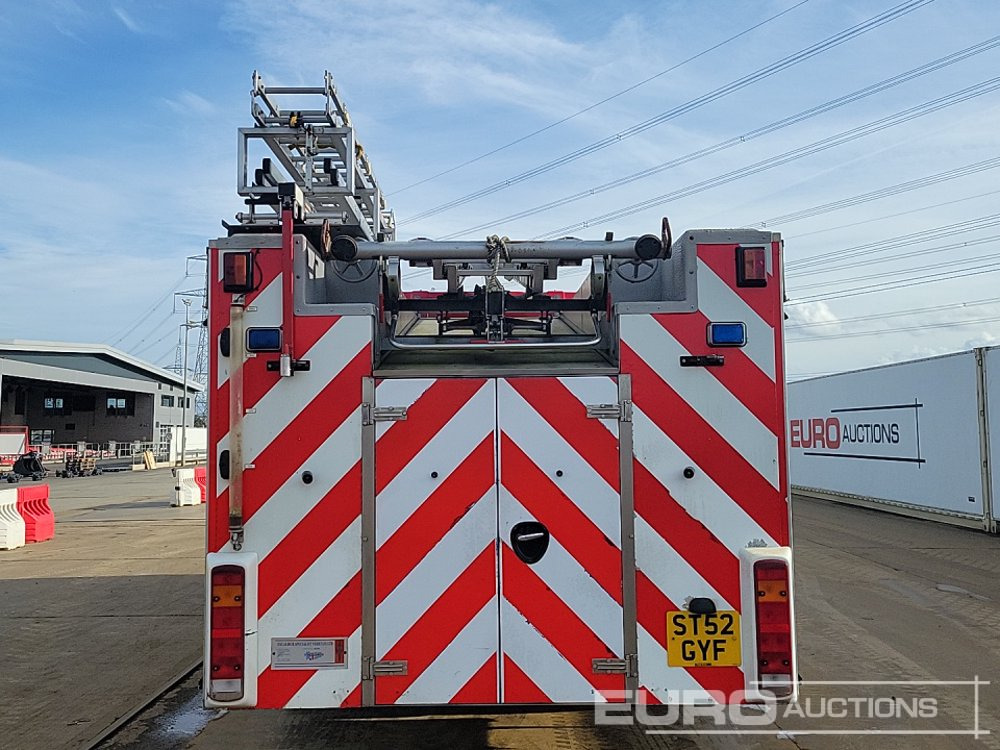 2002 Scania 260 94D - Camión de bomberos: foto 4 2002 Scania 260 94D - Camión de bomberos: foto 4