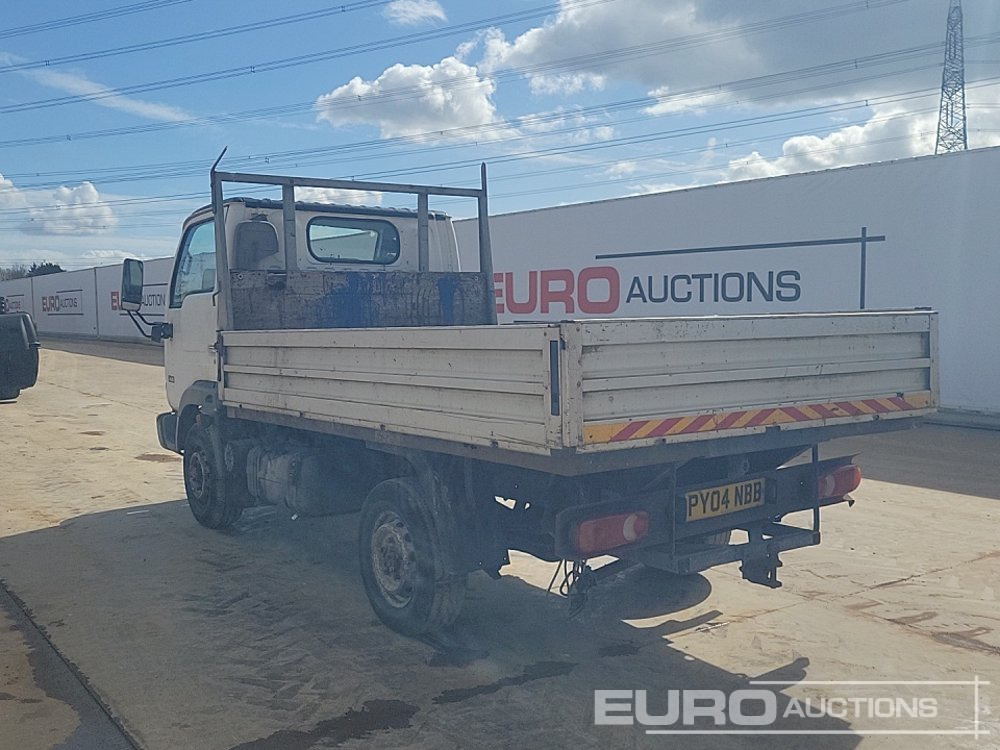 2004 Nissan Cabstar 34.10 - Furgoneta caja abierta: foto 3 2004 Nissan Cabstar 34.10 - Furgoneta caja abierta: foto 3