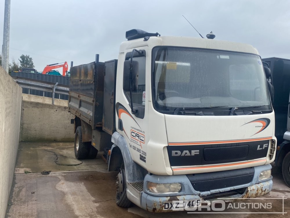 2005 DAF LF45-150 - Camión volquete: foto 2 2005 DAF LF45-150 - Camión volquete: foto 2