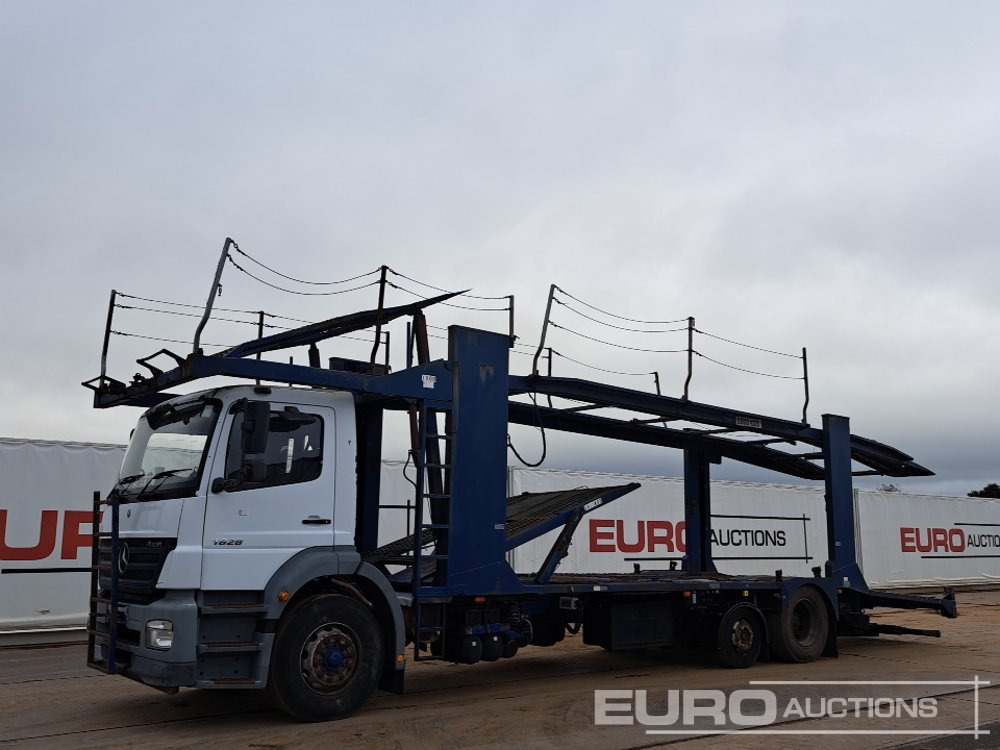 2005 Mercedes Axor 1828 - Camión portavehículos: foto 1 2005 Mercedes Axor 1828 - Camión portavehículos: foto 1