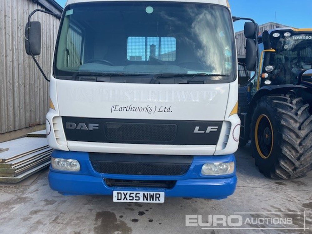 2006 DAF LF - Camión volquete: foto 1 2006 DAF LF - Camión volquete: foto 1