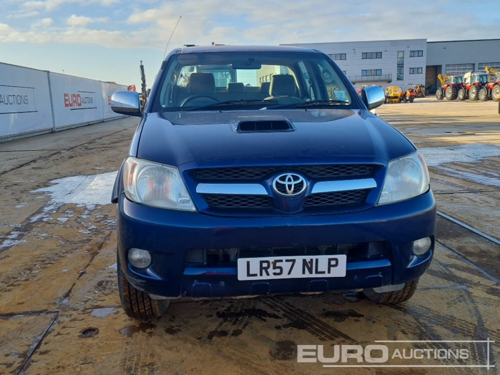 Pick-up 2007 Toyota Hilux: foto 8 Pick-up 2007 Toyota Hilux: foto 8