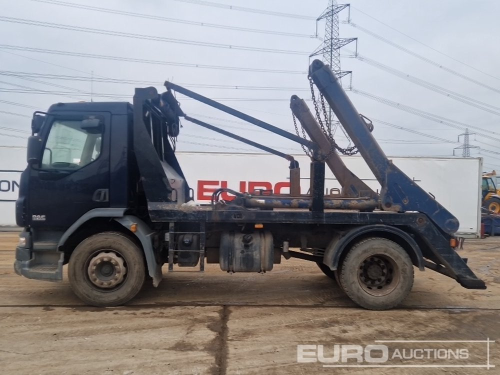 2008 DAF LF55.220 - Camión portacontenedor de cadenas: foto 2 2008 DAF LF55.220 - Camión portacontenedor de cadenas: foto 2