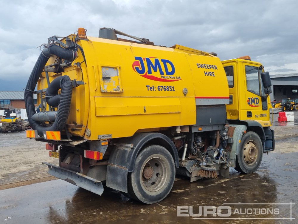 2009 Iveco Euro Cargo 150E21 - Barredora vial: foto 5 2009 Iveco Euro Cargo 150E21 - Barredora vial: foto 5