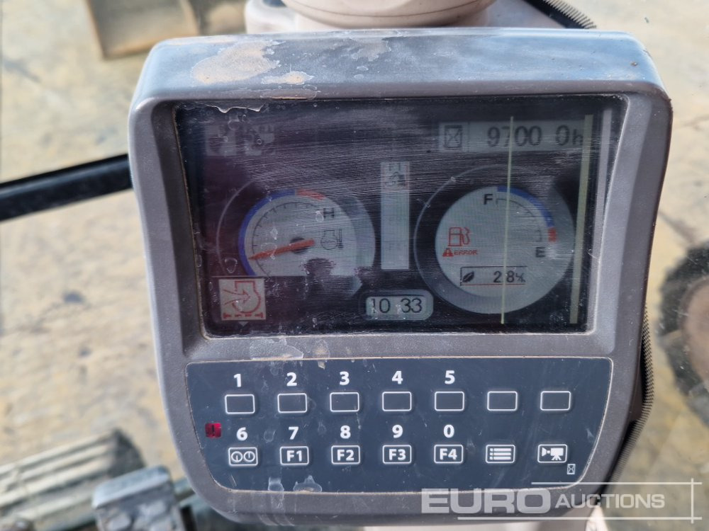 Excavadora de cadenas 2010 Hitachi ZX225USLC-3: foto 35 Excavadora de cadenas 2010 Hitachi ZX225USLC-3: foto 35