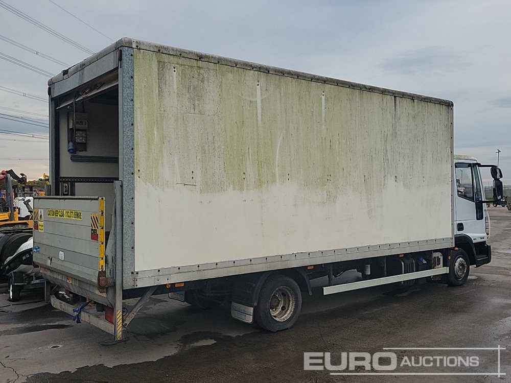 2011 Iveco ML75E16 - Camión caja cerrada: foto 5 2011 Iveco ML75E16 - Camión caja cerrada: foto 5