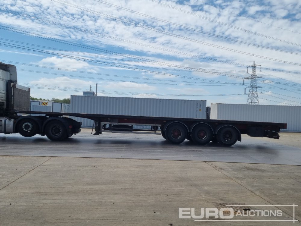 2011 SDC Trailers Tri Axle Flatbed Trailer - Semirremolque plataforma/ Caja abierta: foto 2 2011 SDC Trailers Tri Axle Flatbed Trailer - Semirremolque plataforma/ Caja abierta: foto 2